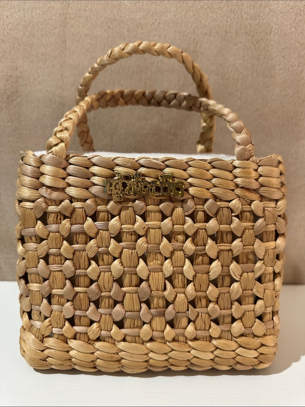 Women handmade straw mini bags